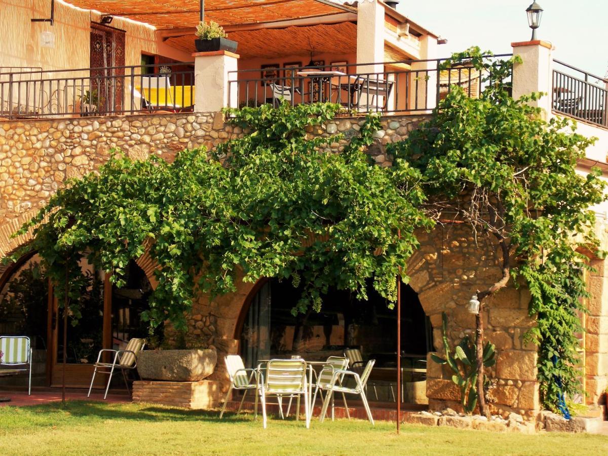 La Masia Costa Brava -Adults Only Garrigas Exterior photo