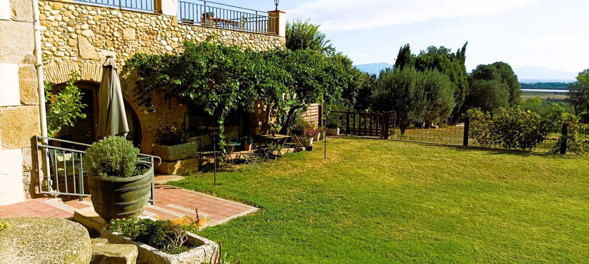 La Masia Costa Brava -Adults Only Garrigas Exterior photo